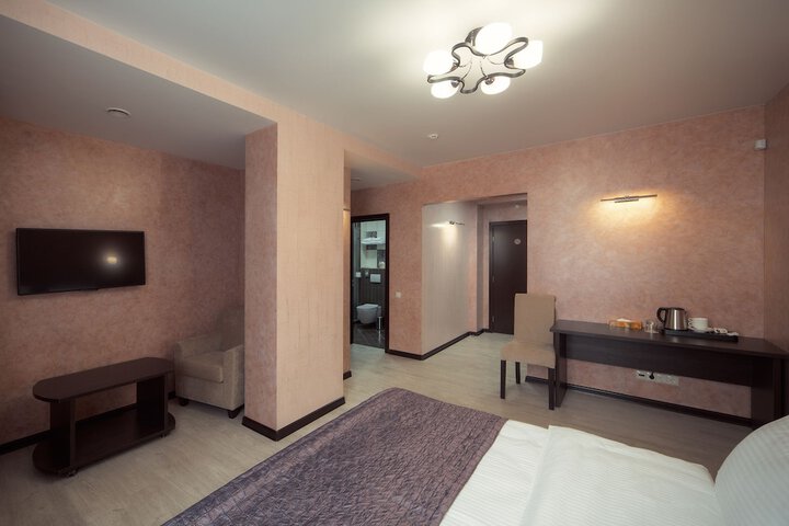 Room 7 of 39