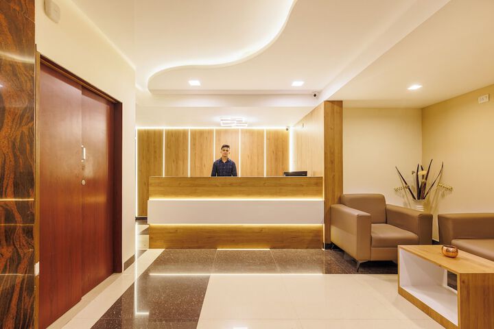Hotel Interior 4 of 29