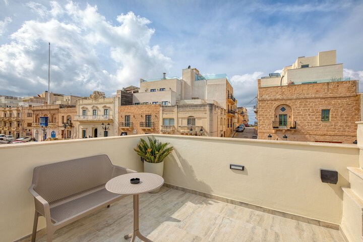 Terrace/Patio 60 of 98