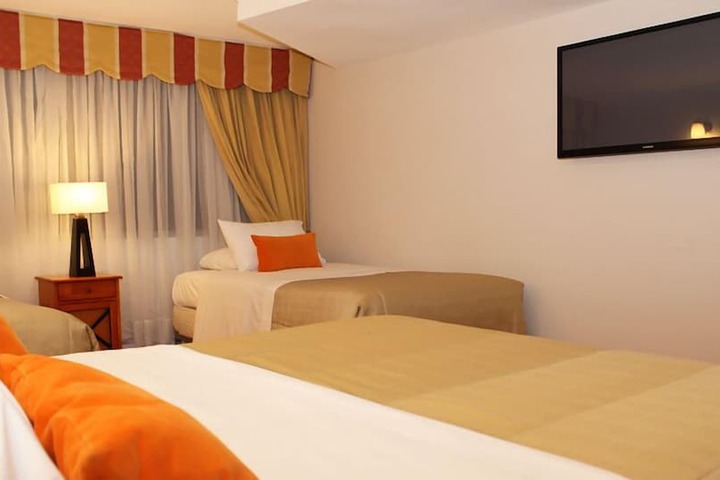Room 16 of 36