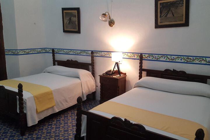 Guest room