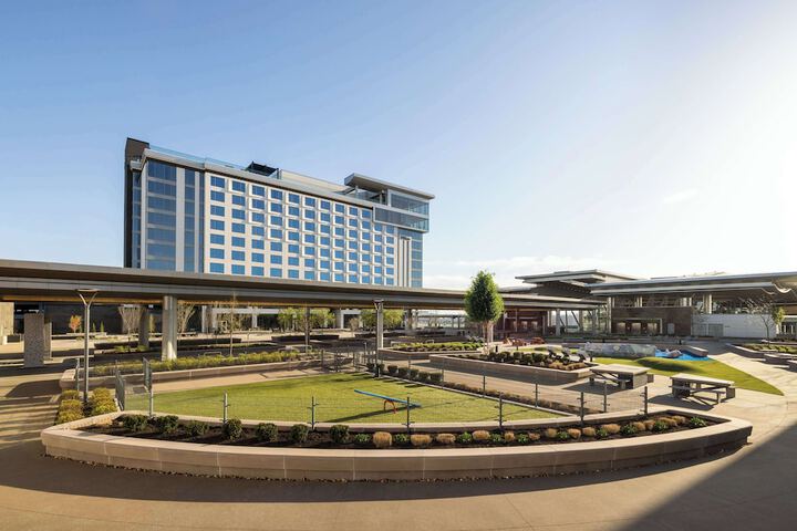 Hilton BNA Nashville Airport Terminal in Nashville, TN