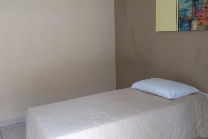 Room 7 of 17