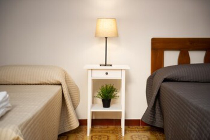 Room 46 of 123