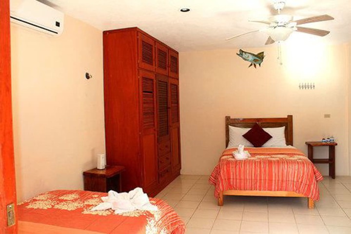 Room 12 of 40