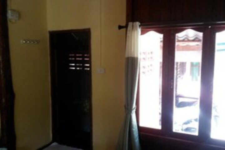 Room 10 of 21