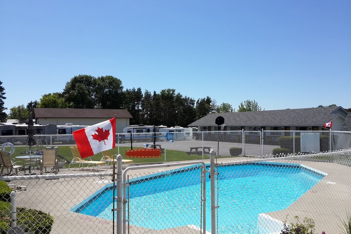 Pool 42 of 62