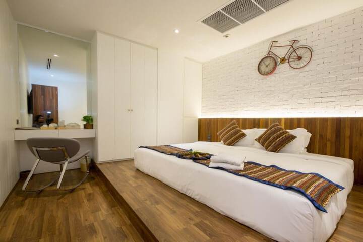 Room 16 of 89