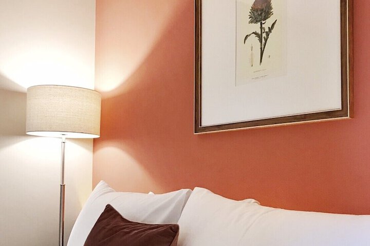 Room 34 of 260