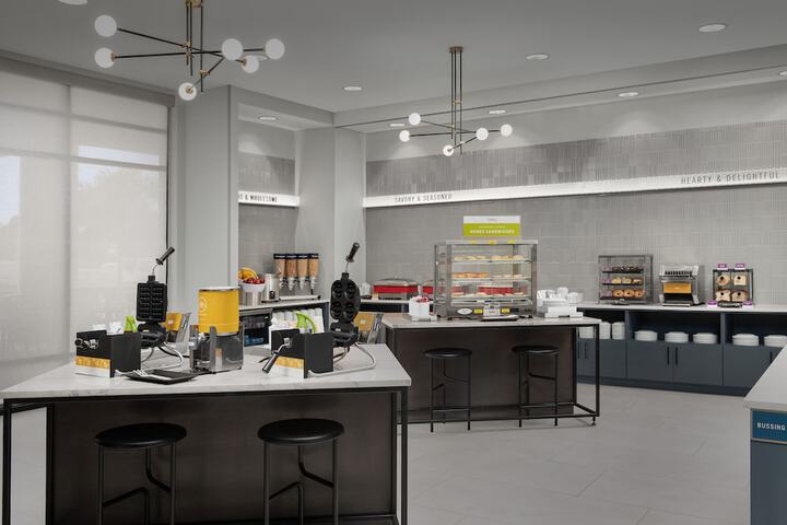 Breakfast/Coffee Service 34 of 46