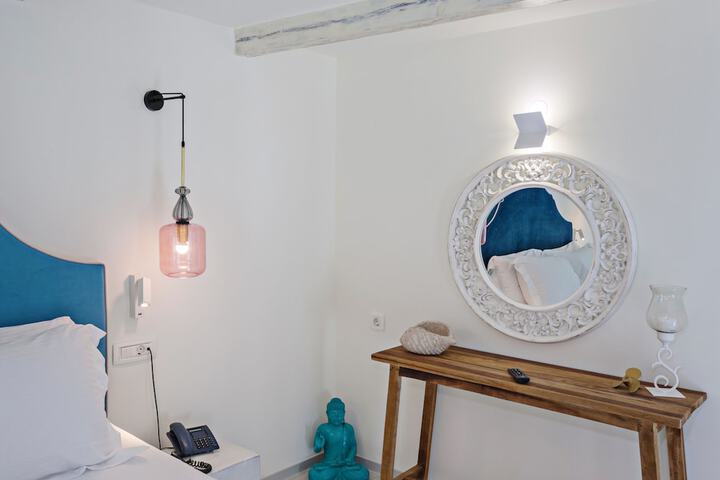 Room 10 of 67