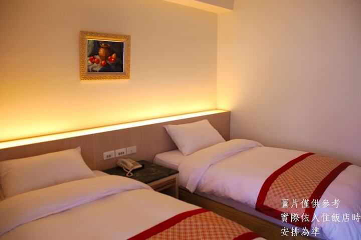 Room 26 of 62