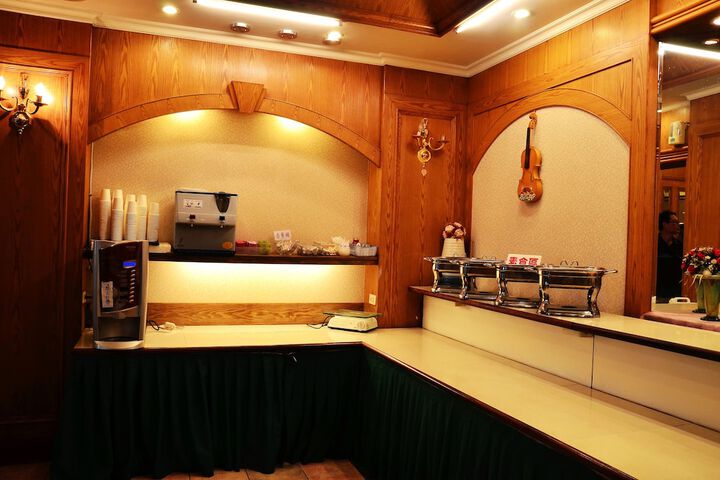 Breakfast/Coffee Service 58 of 71
