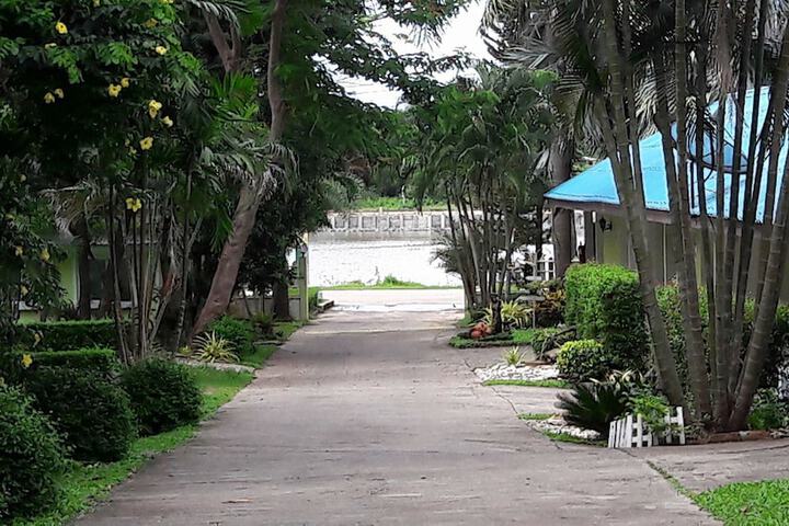 Property Grounds 13 of 19