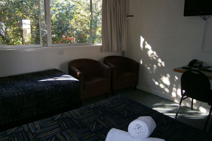 Room 8 of 21