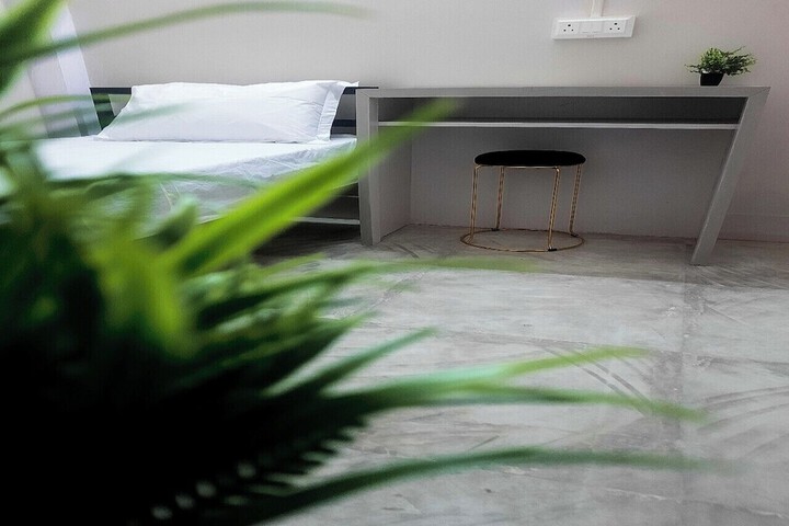 Room 3 of 6