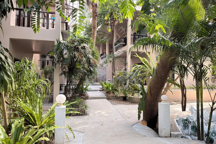 Hotel 47 of 48