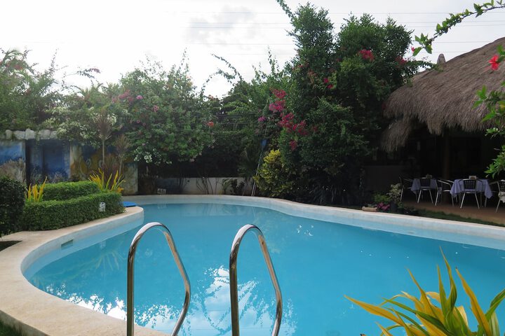 Pool 43 of 59