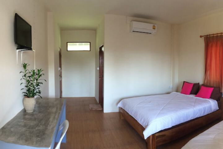 Room 13 of 62