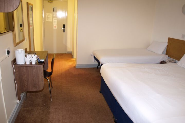 Room 75 of 236