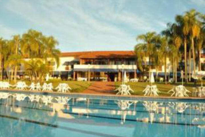 Hotel Península