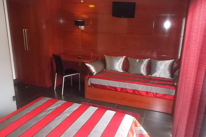 Room 19 of 49