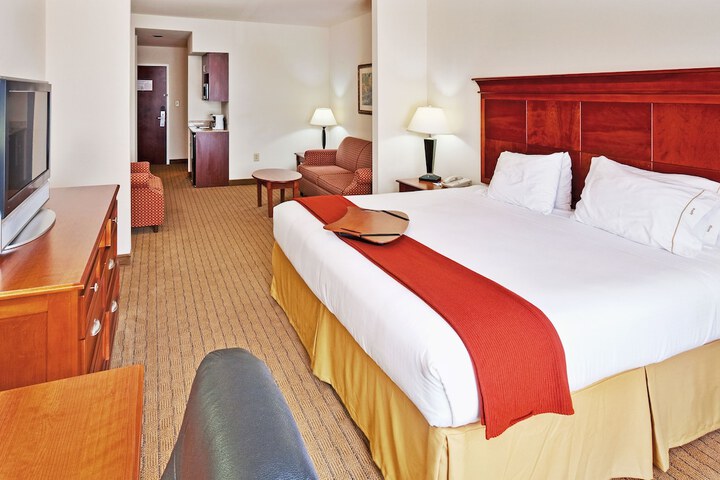 Suite King Size Bed (12 of 12)