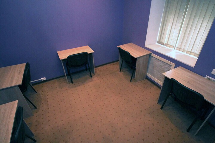Room 28 of 45