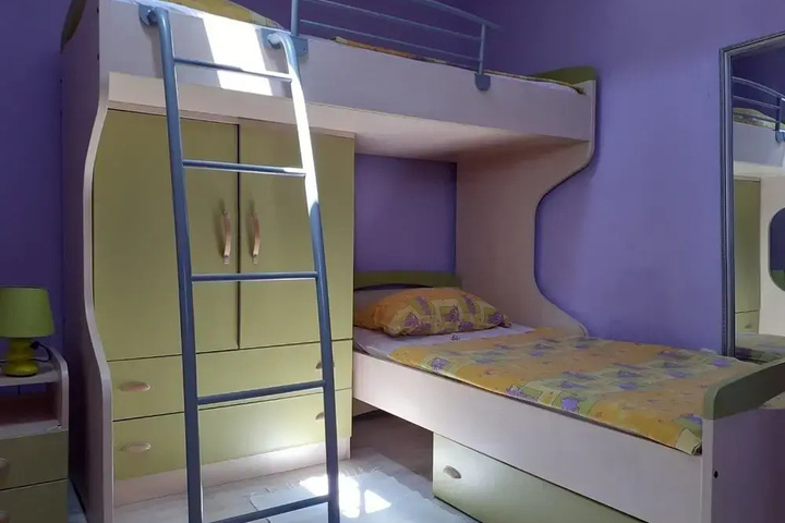 Room 2 of 24