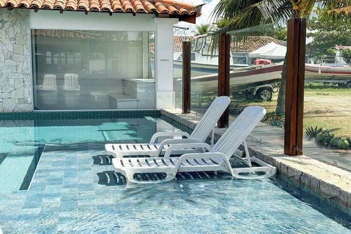 Pool 76 of 108