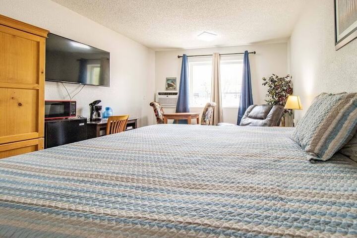 Room 21 of 37