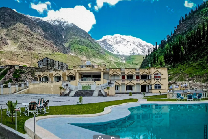 Al Cazar Fort Hotel & Restaurant