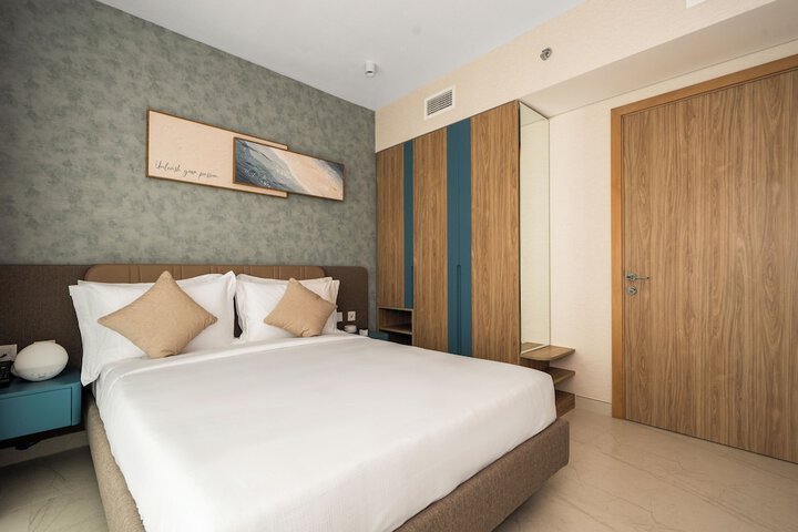 Room 77 of 120