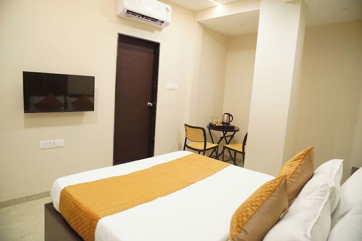 Room 19 of 32
