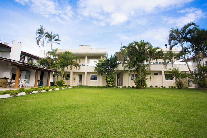 Hotel Exterior 80 of 85