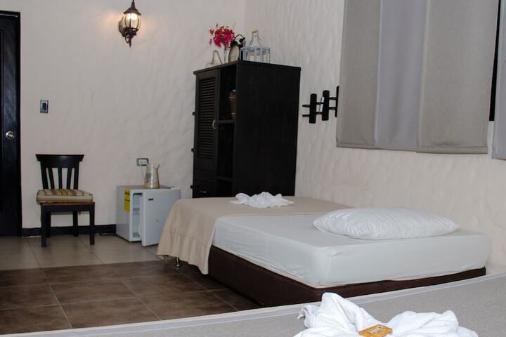 Room 16 of 47