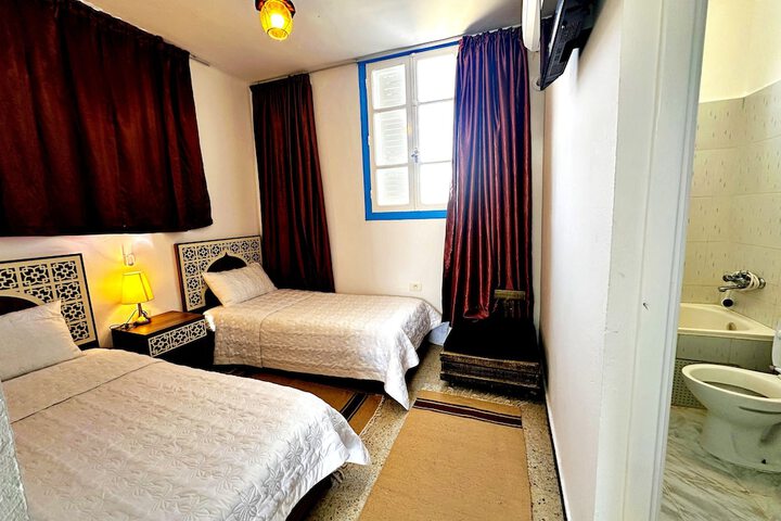Room 38 of 69