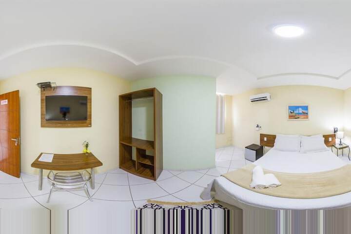 Room 14 of 49