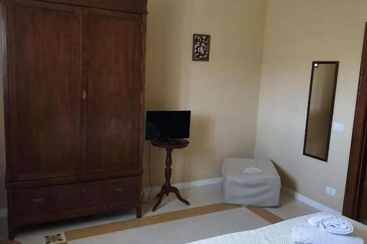 Room 17 of 54