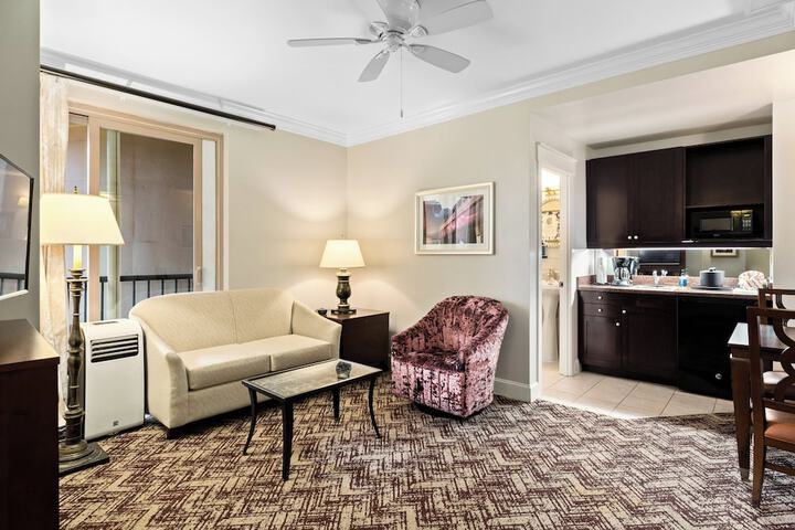 Room 8 of 45