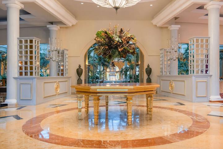 Guest Lobby