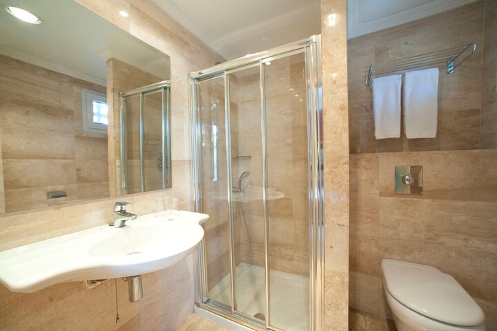 Bath Interior