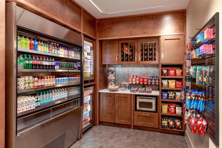 Snack bar