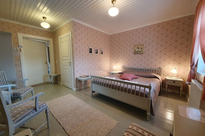 Room 29 of 137