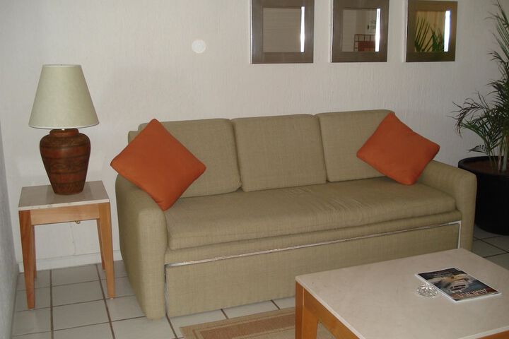 Room 15 of 35