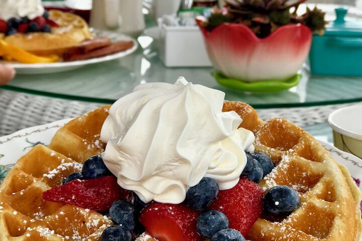 Breakfast/Coffee Service 44 of 76