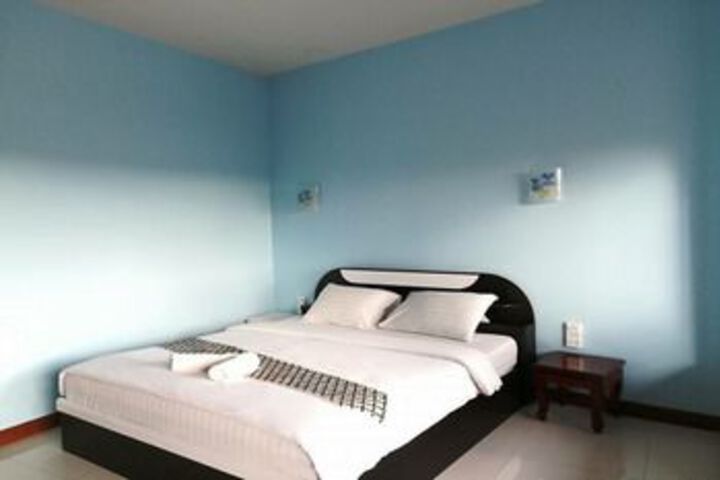 Room 14 of 25