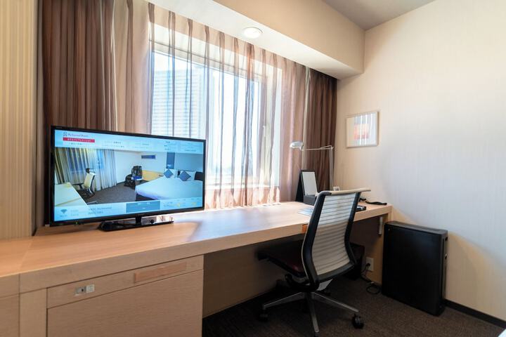 Room 21 of 69