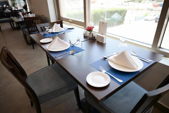 Dining 112 of 129