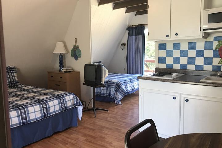 Room 2 of 112